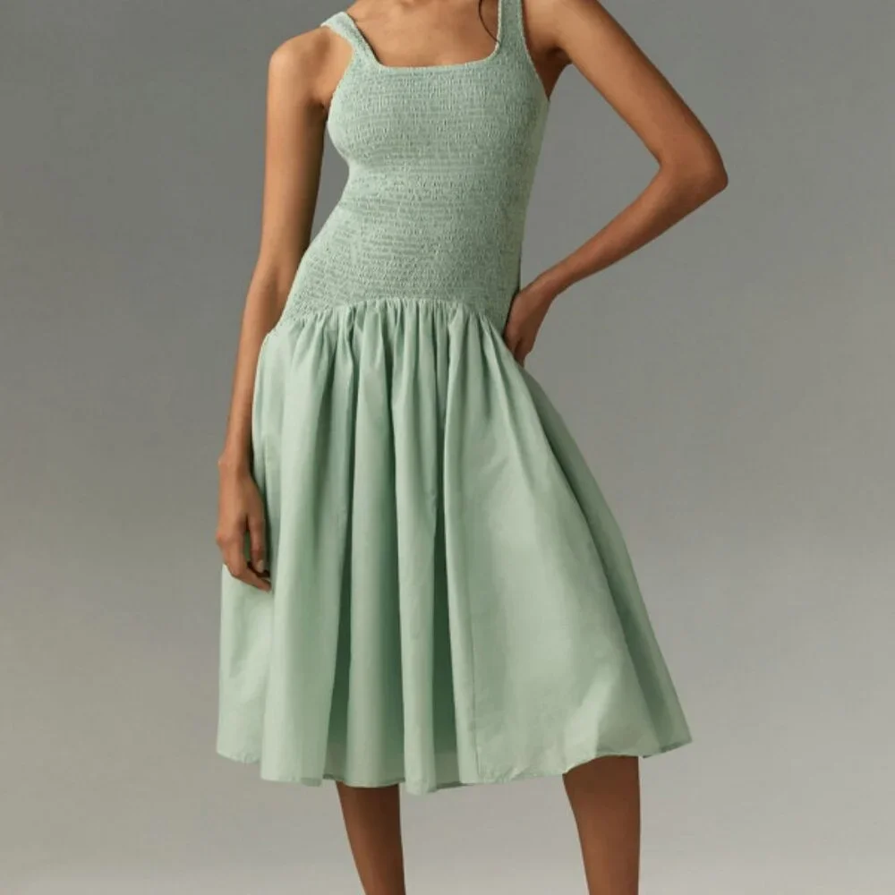 β¨ NWT Hutch Green Smocked Drop-Waist Midi Dress β¨ - Picture 10 of 11